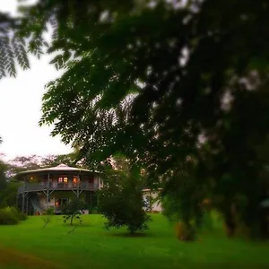Tropical Round House Pahoa